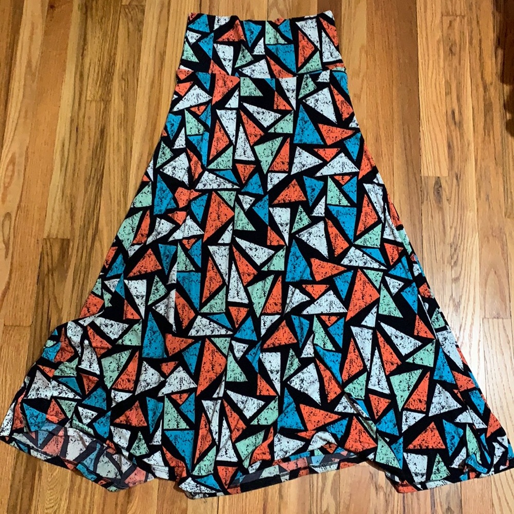 Small LuLaRoe geometric maxi skirt EUC